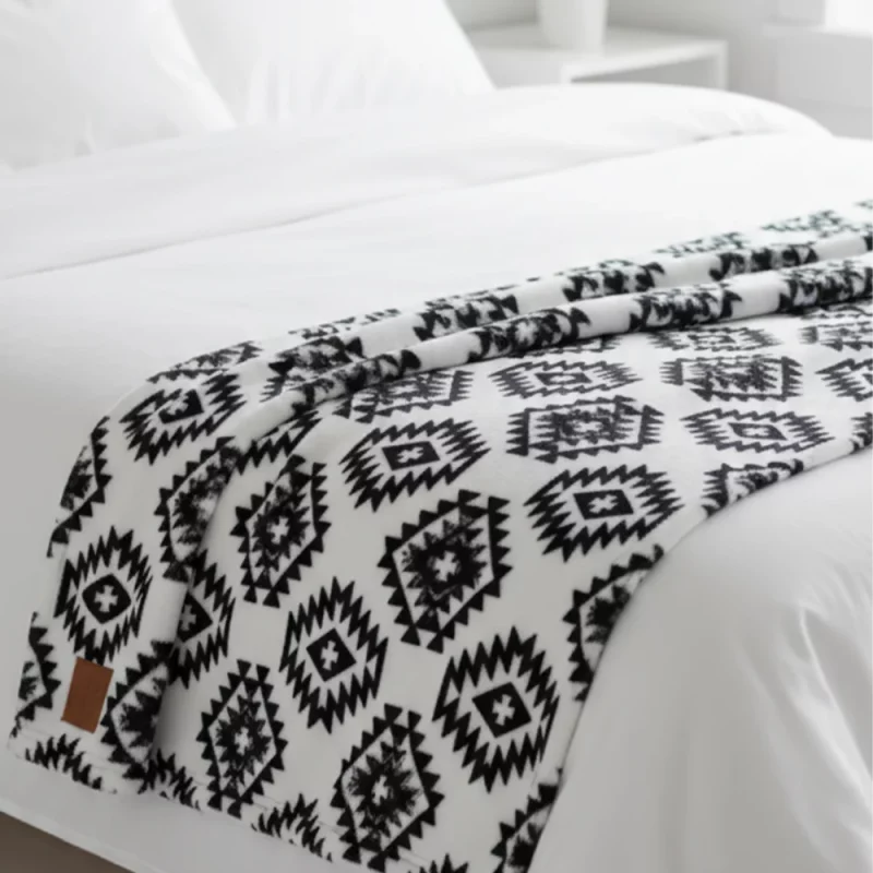 پتوی مسافرتی مایسا مدل لوزی