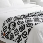 پتوی مسافرتی مایسا مدل لوزی