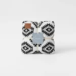 پتوی مسافرتی مایسا مدل لوزی